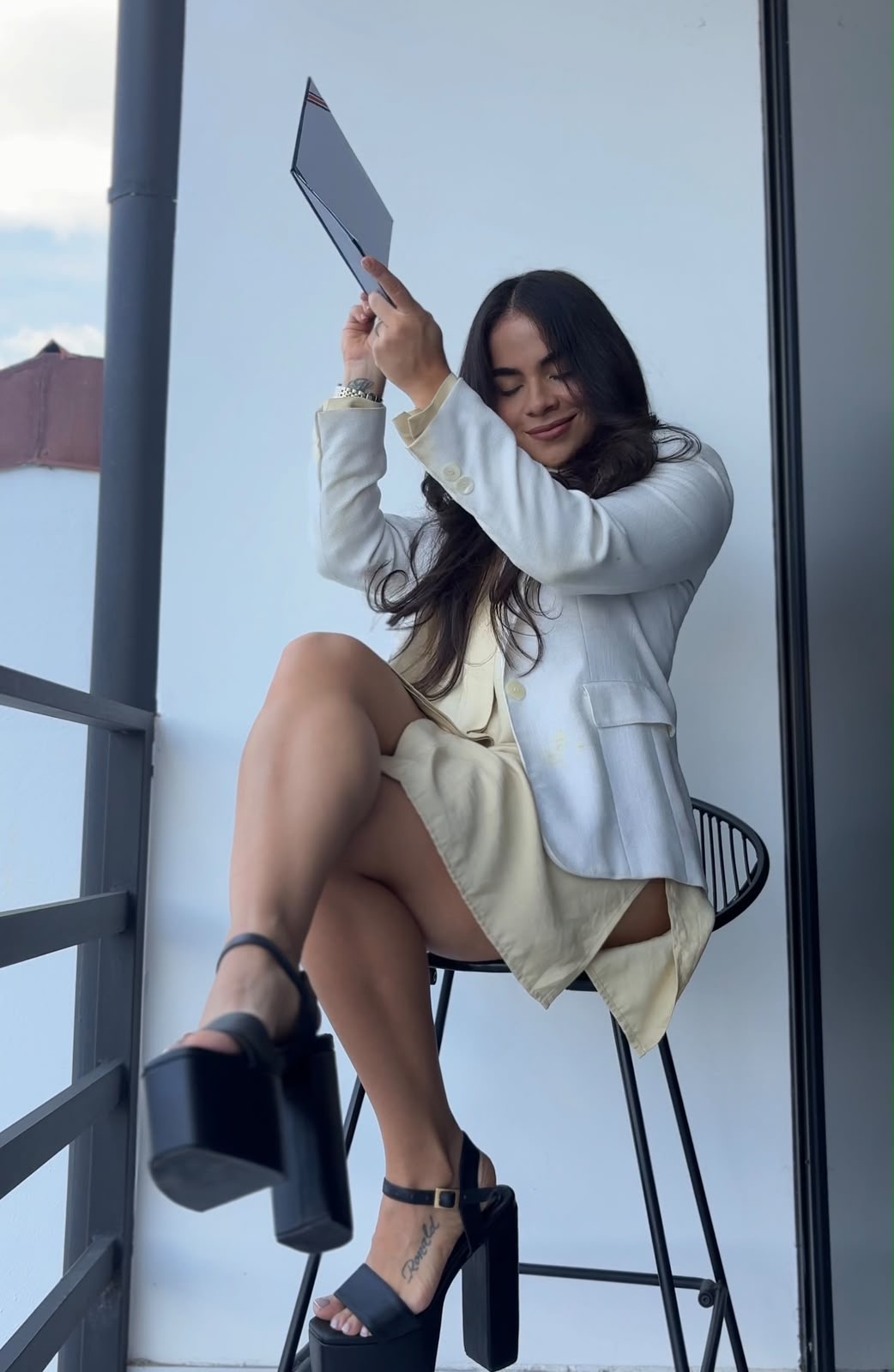 Yanin Irina Jiménez en un retrato profesional